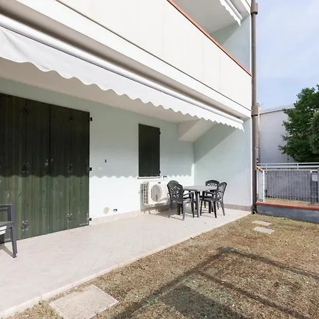 Smith 2a Lägenhet Llido Degli Estensi