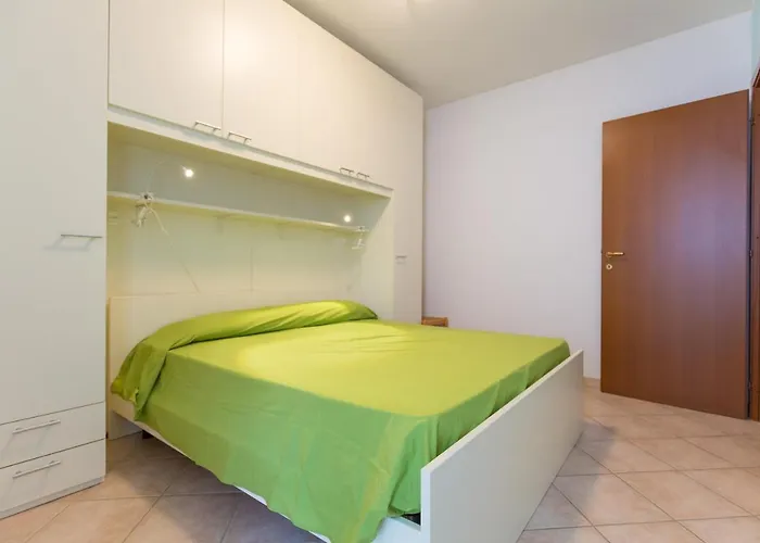 Smith 2a * Llido Degli Estensi